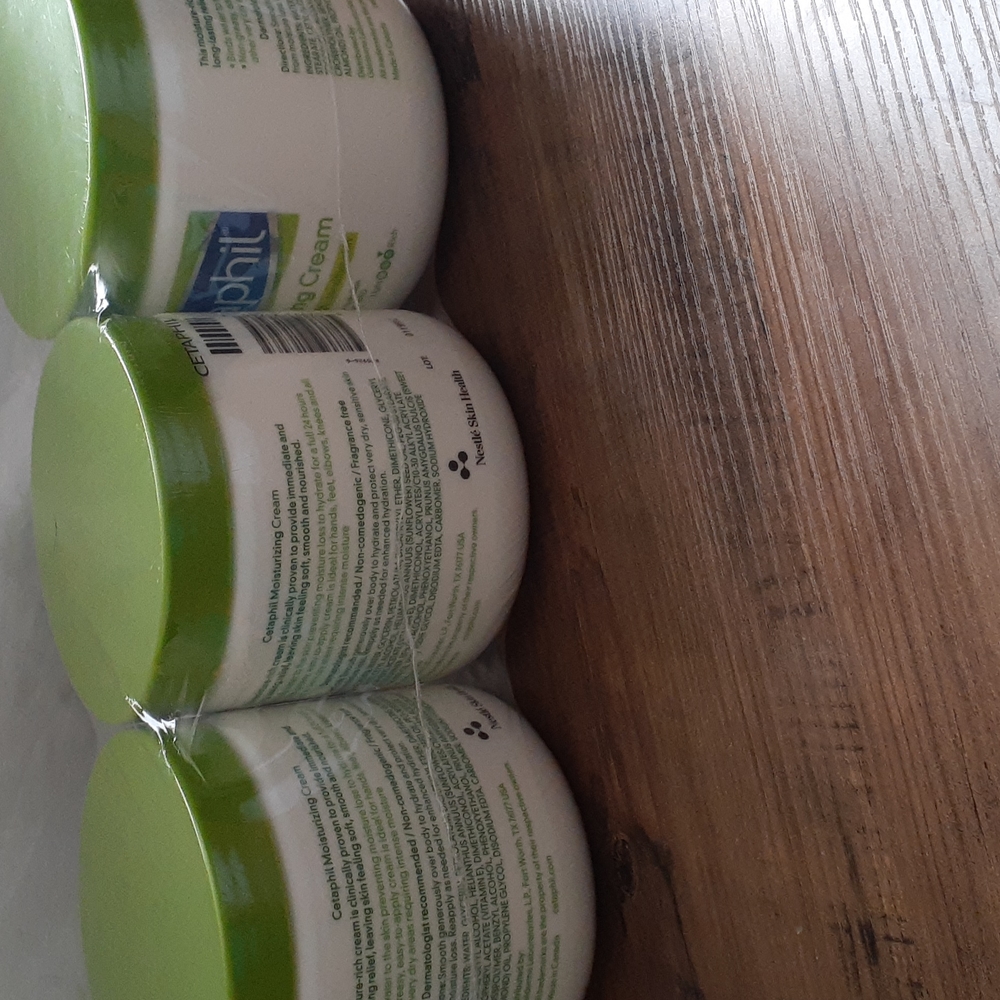 Cetaphil - Picture 2 of 2